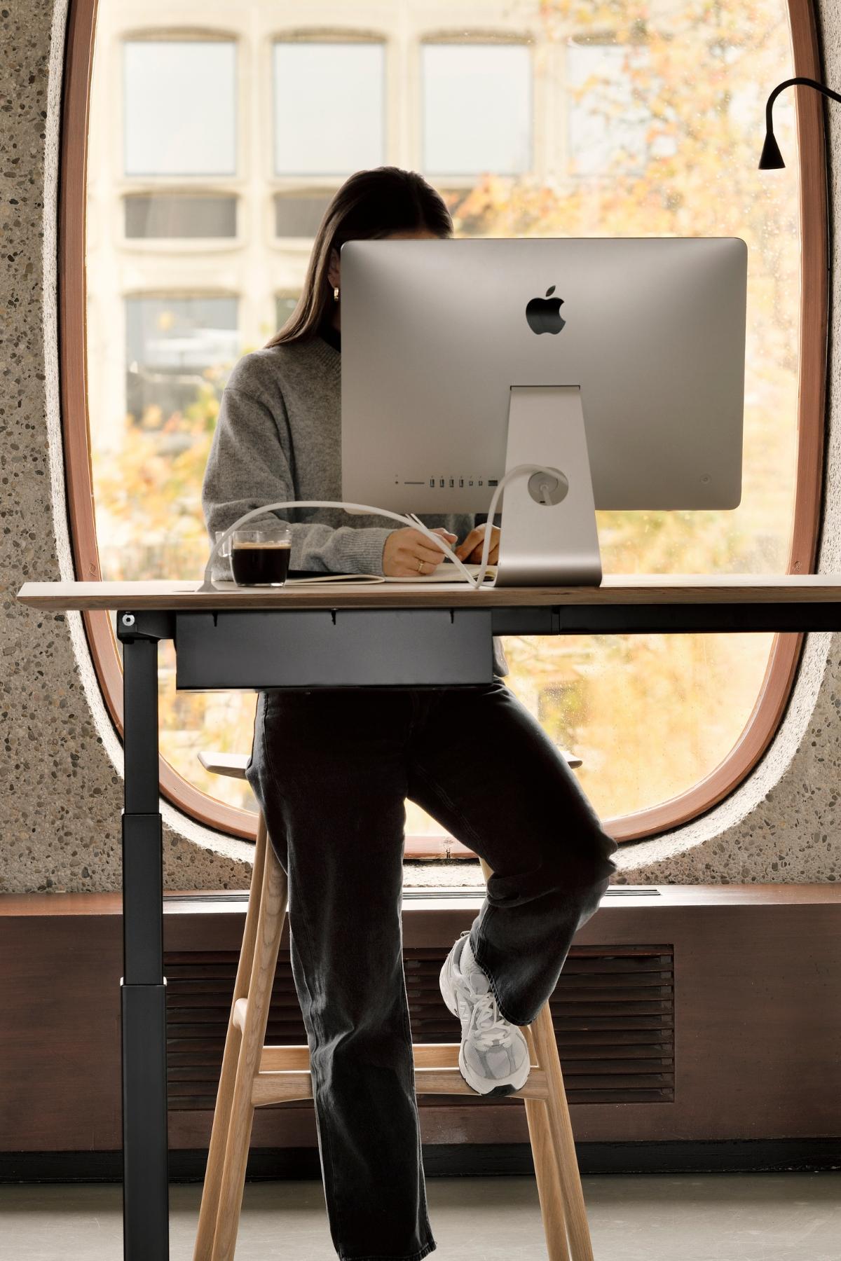 Live Light | Rent the Bok adjustable desk for your office