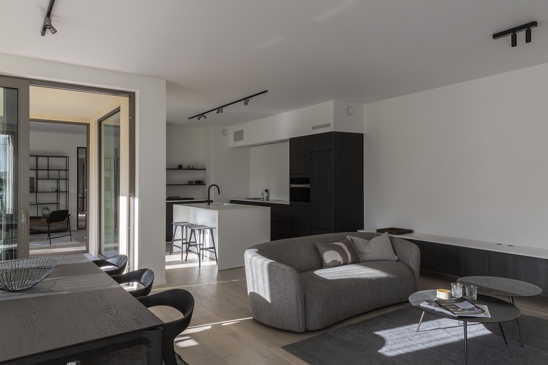 Ellipse sofa Living room | Live Light