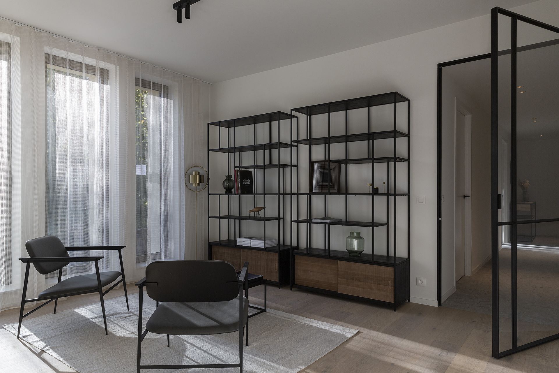 Lounge area DC loungechairs and Rack | Live Light