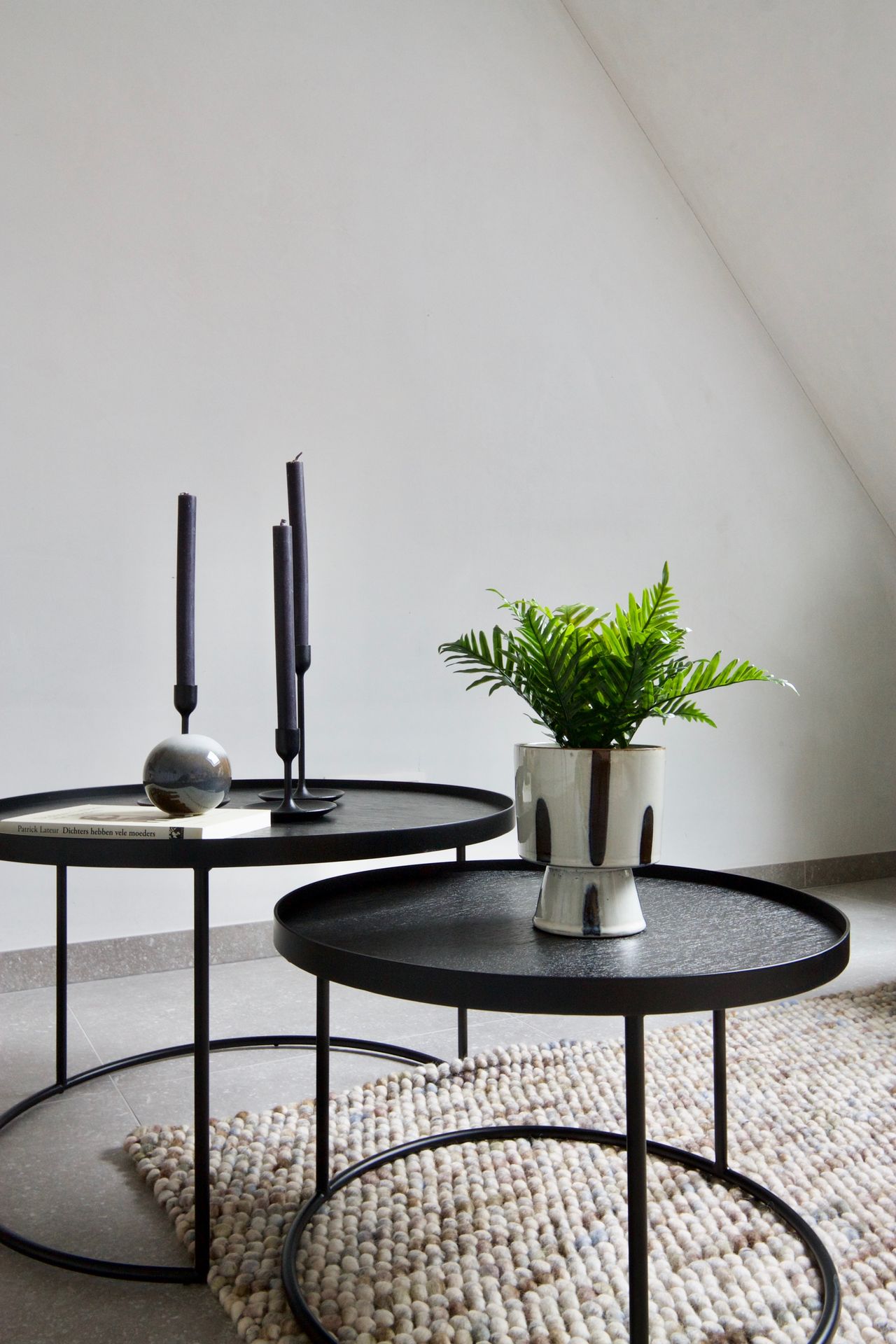 Tray tables | Live Light