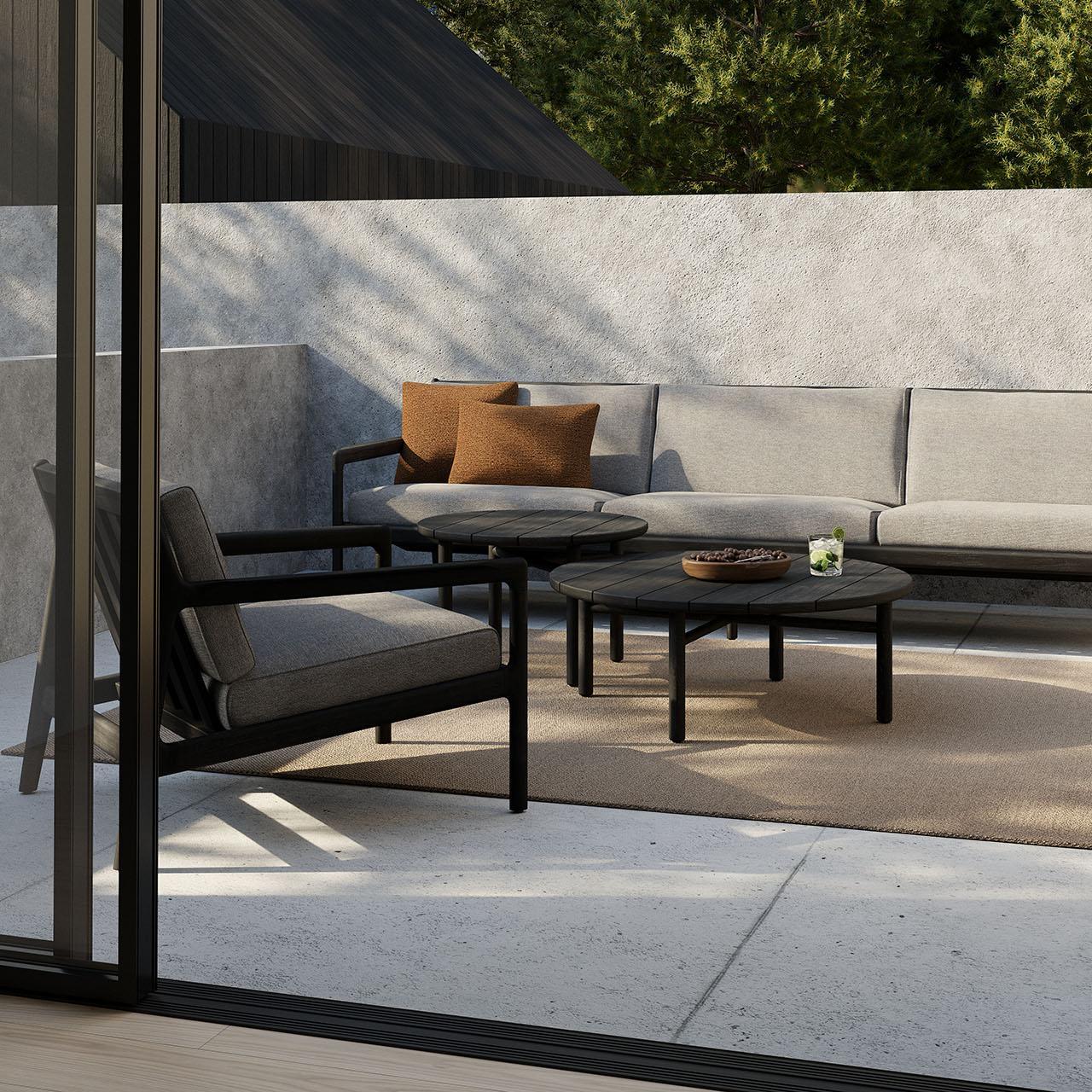Live Light | Design your new outdoor lounge by renting furniture with Live Light