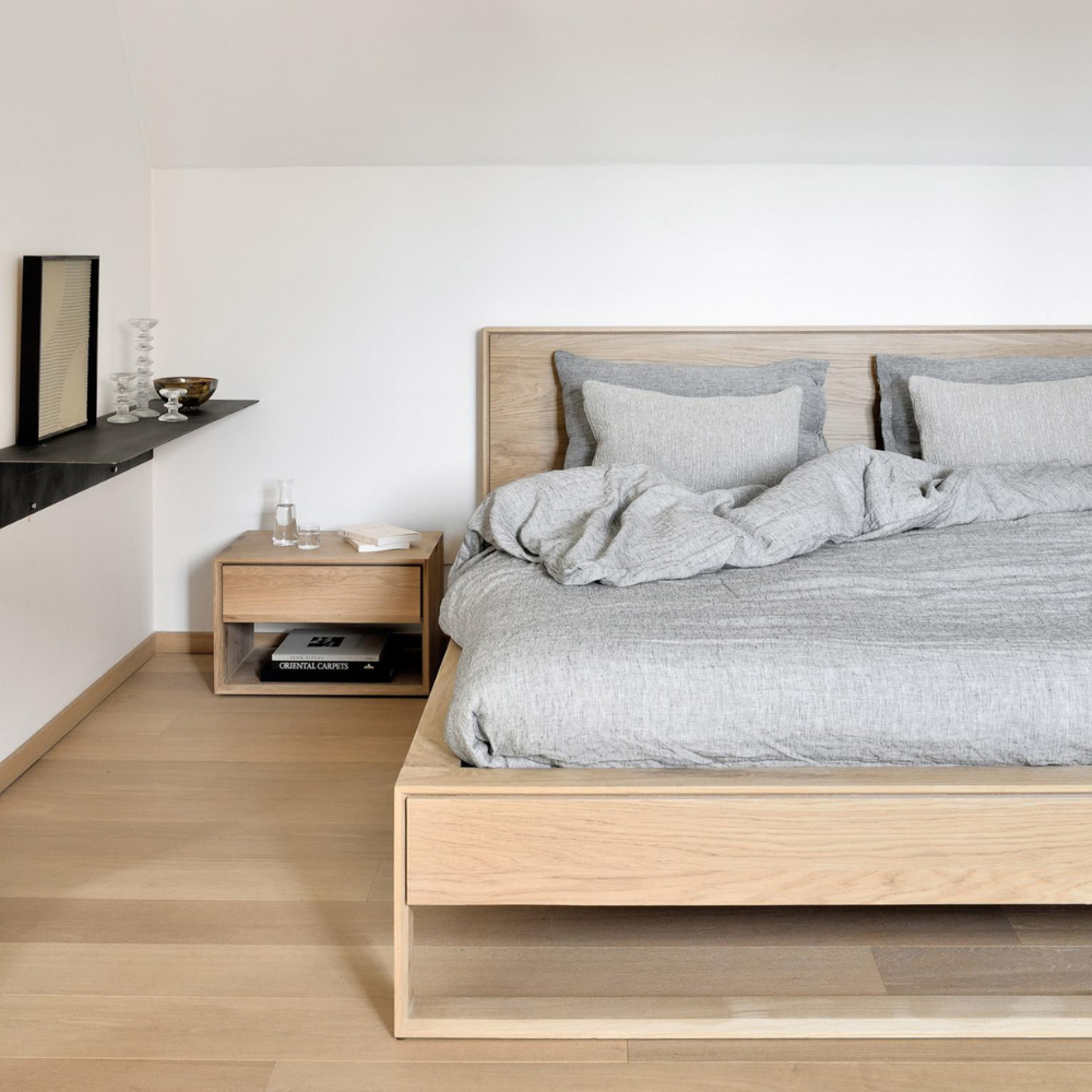 Live Light | Rent bedroom furniture