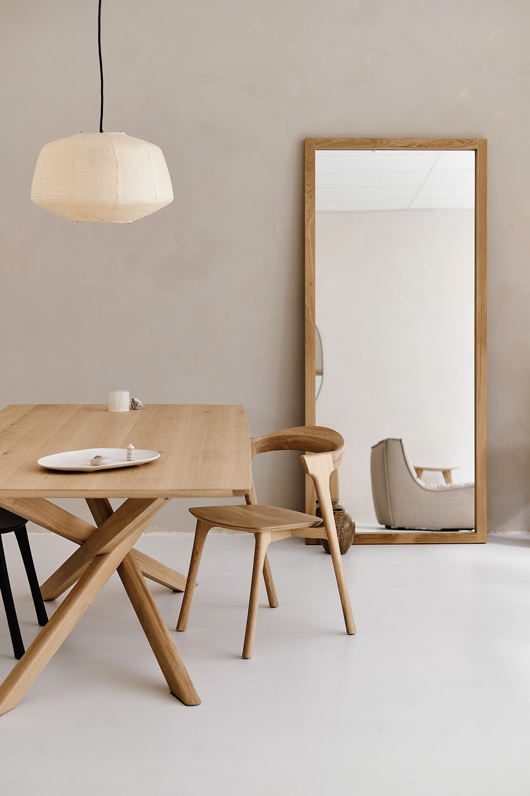 Bok chair and mikado dining table | Live Light