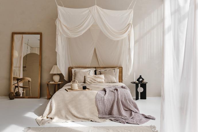 Bedroom with bed and two side tables and mirror | Live Light Bedroom with bed and two side tables and mirror | Live Light