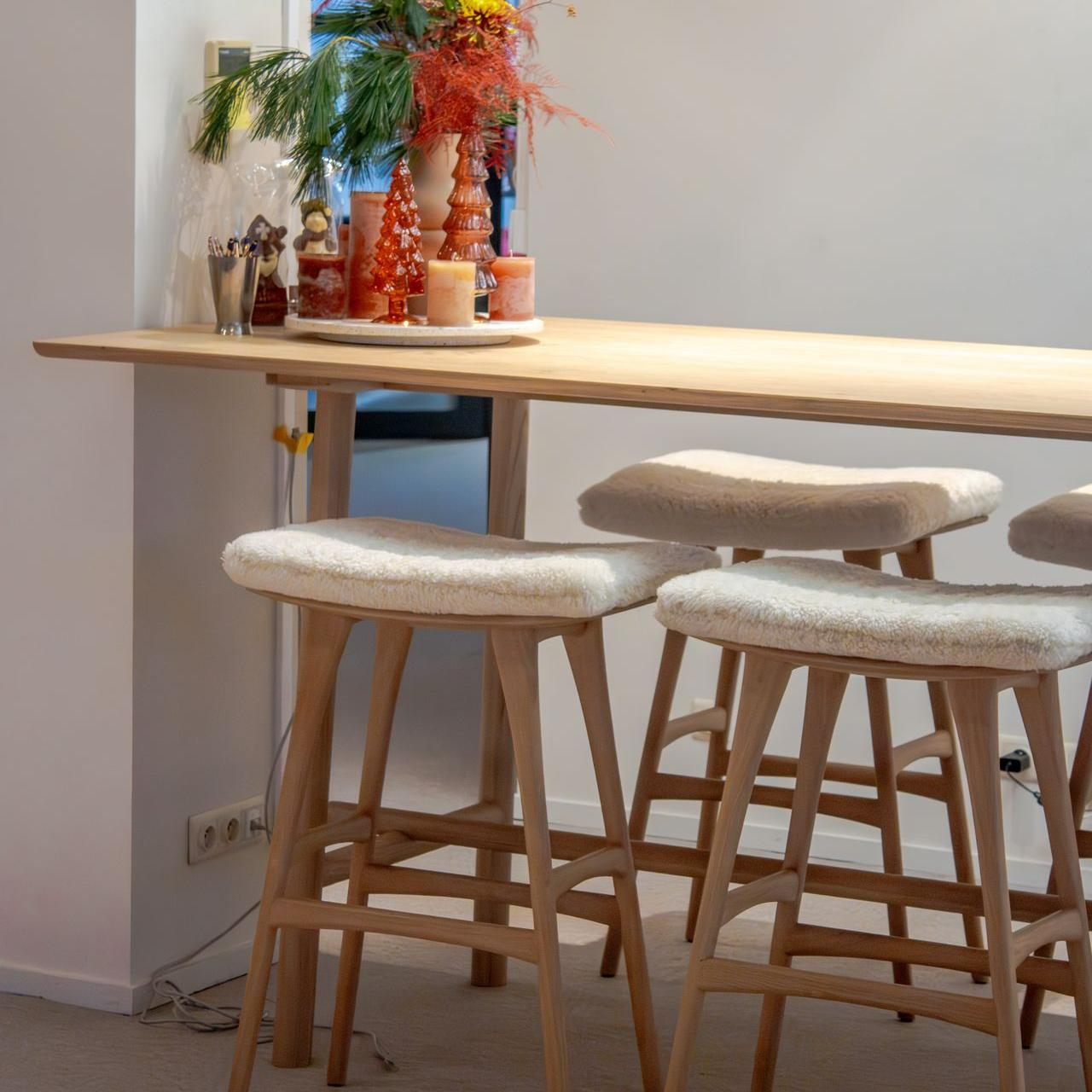 Coworking space Notary Claessens featuring Live Light rental furniture Coworking space Notary Claessens featuring Live Light rental furniture