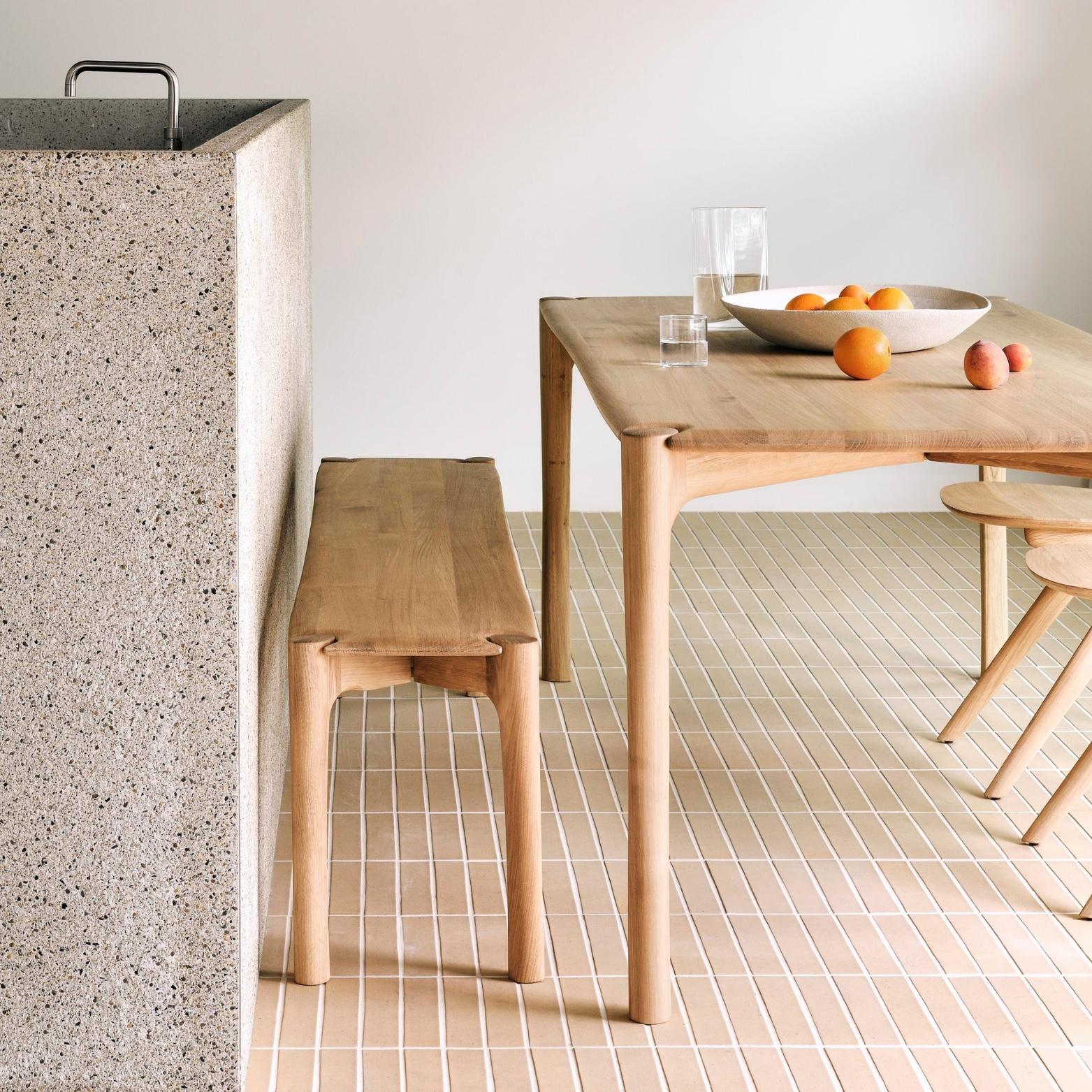 Live Light | Rent dining room furniture