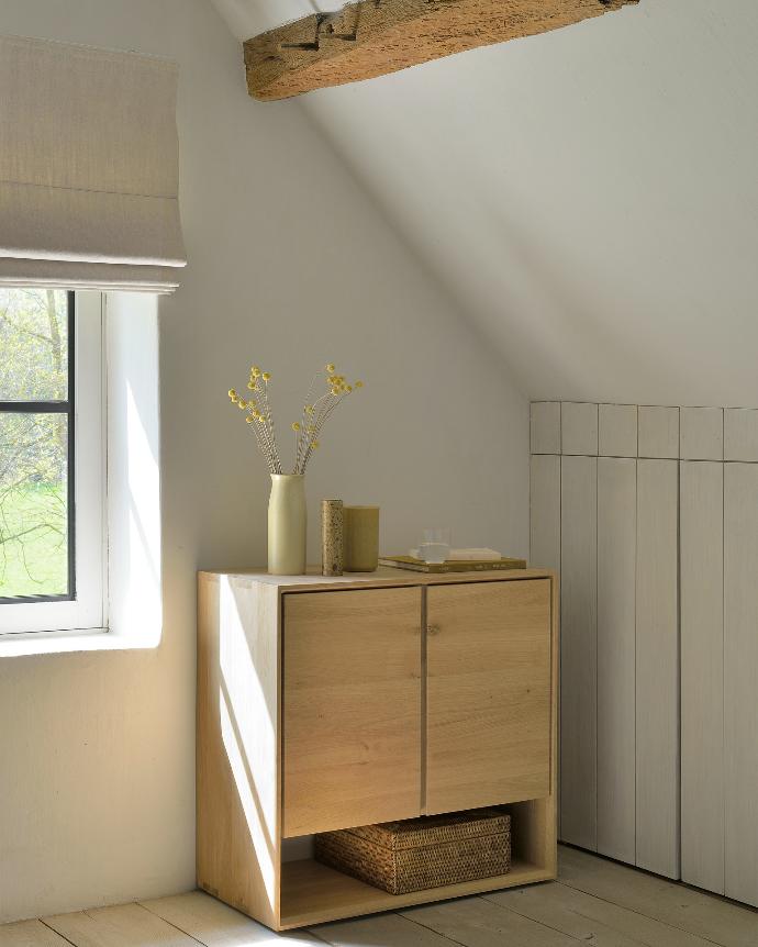 Rent wooden quality furniture at Live Light Rent wooden quality furniture at Live Light