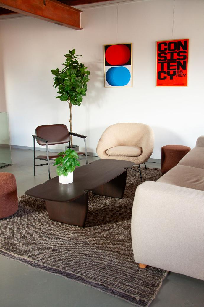 Rent office lounge furniture with Live Light's furniture subscription