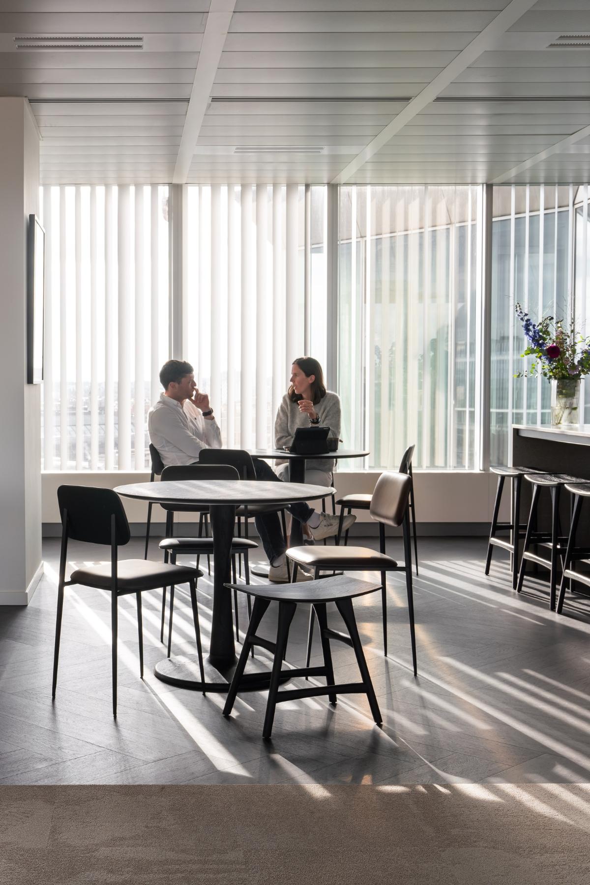 Live Light | Rent office furniture Live Light | Rent office furniture