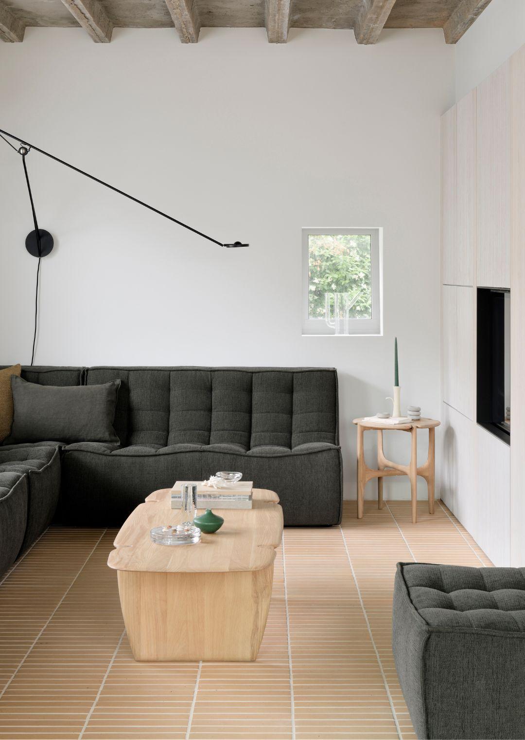 Live Light | Rent living room furniture for your temporary expat home Live Light | Rent living room furniture for your temporary expat home