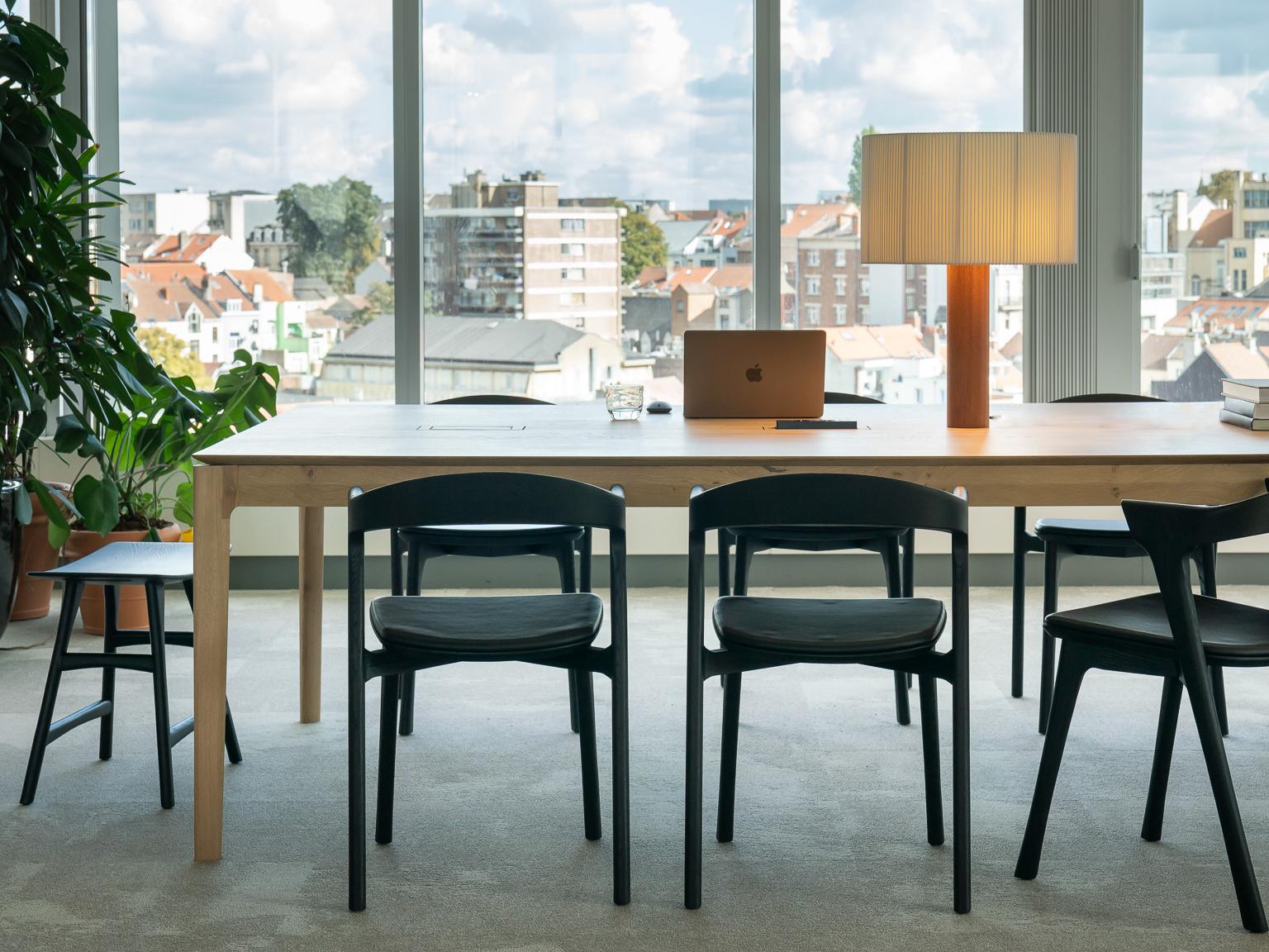 Live Light | Rent furniture for workspaces
