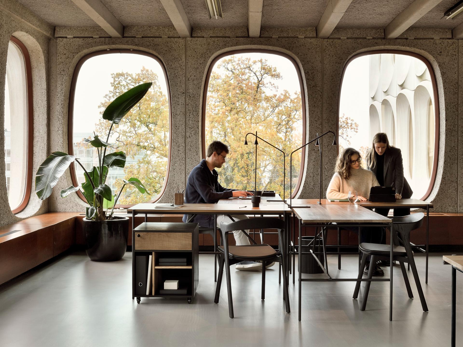 Live Light | Your circular furniture subscription