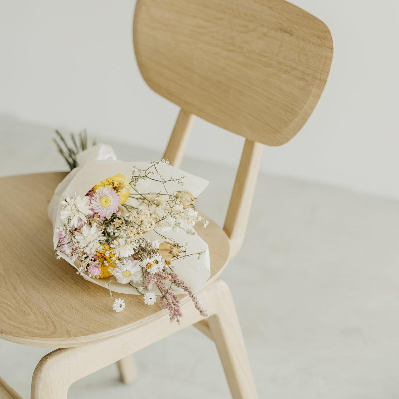 Flowers and Pebble dining chair | Live Light