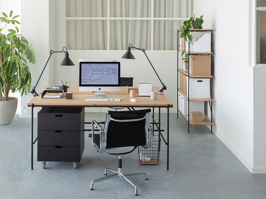 The office as a place like home Live Light