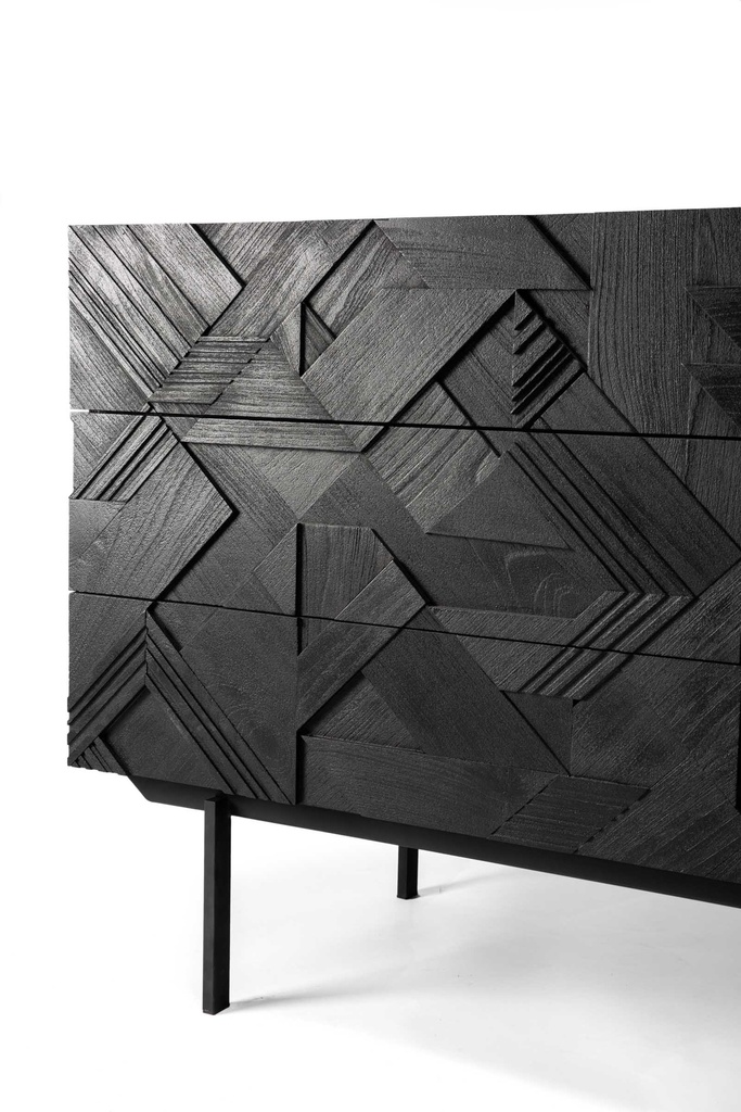 Graphic chest of drawers