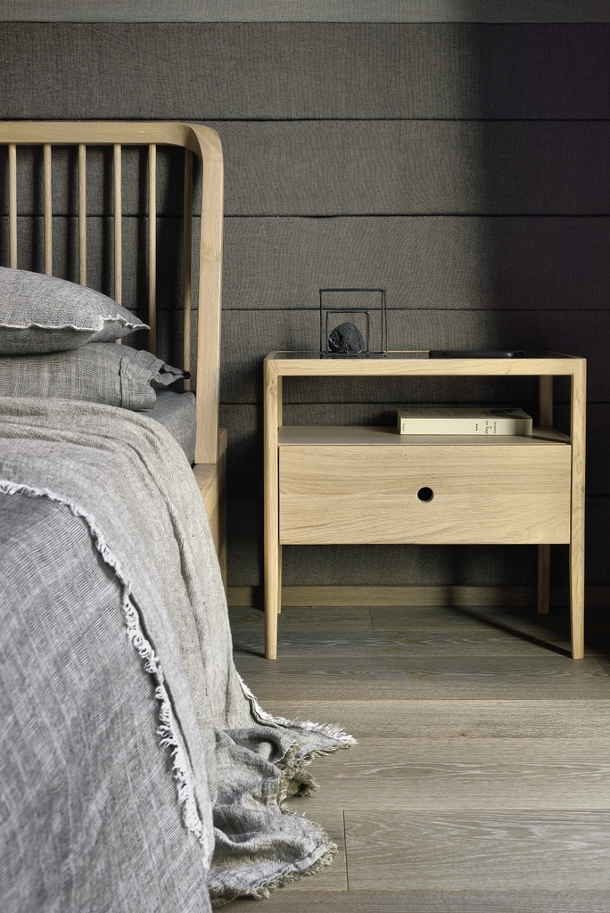 Spindle bedside table