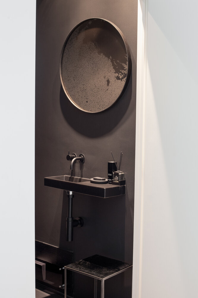 Wall mirrorr - heavy aged - wooden frame