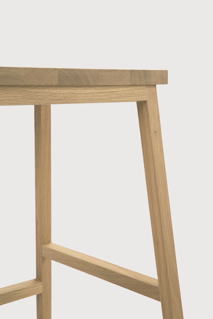 N3 kitchen counter stool