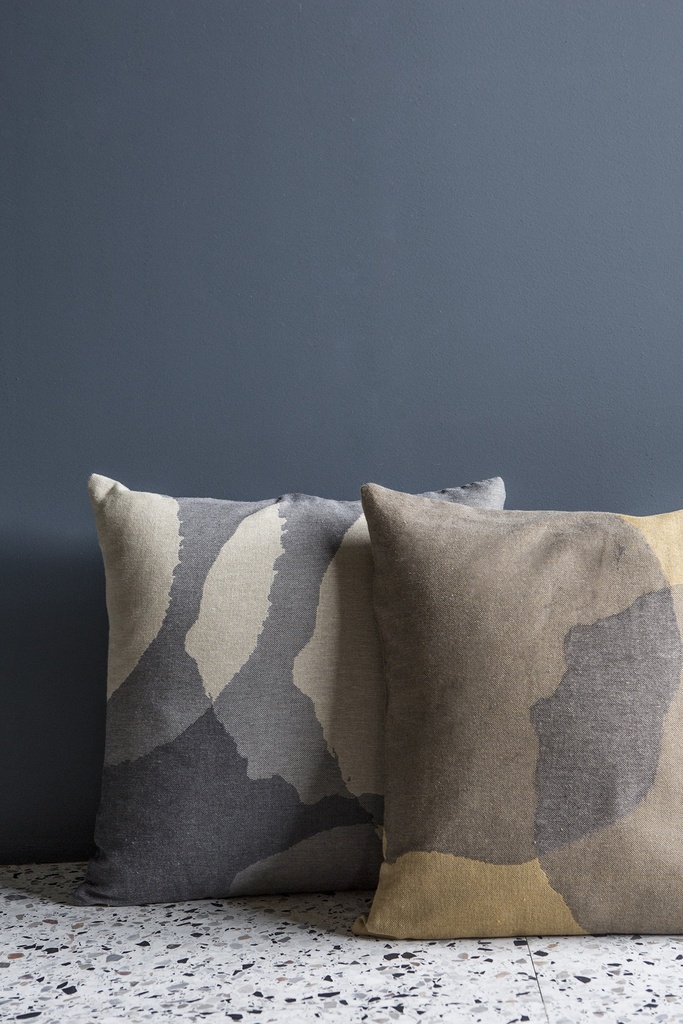 Overlapping Dots cushion
