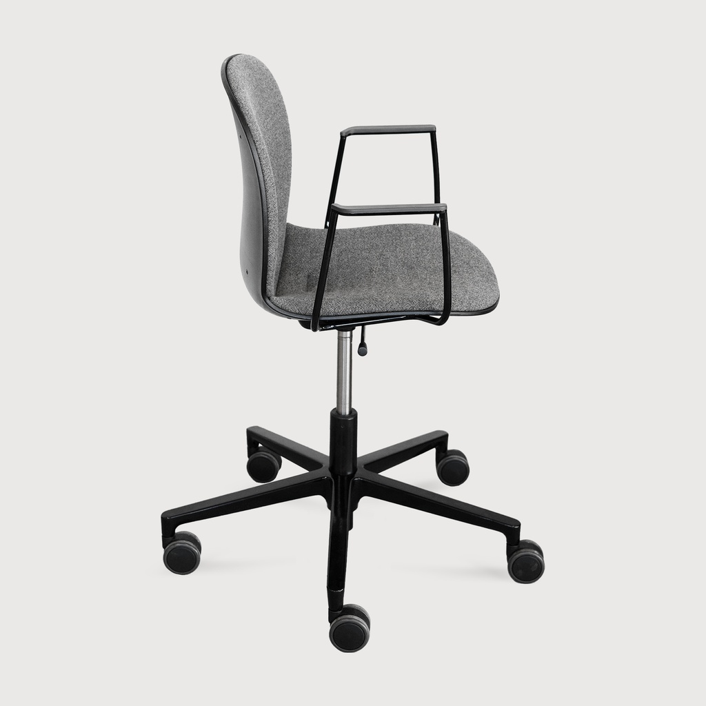 Office chair 6070 SB with armrests