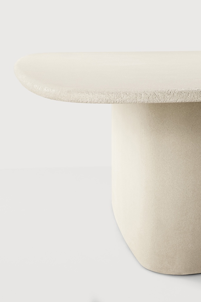 Elements dining table