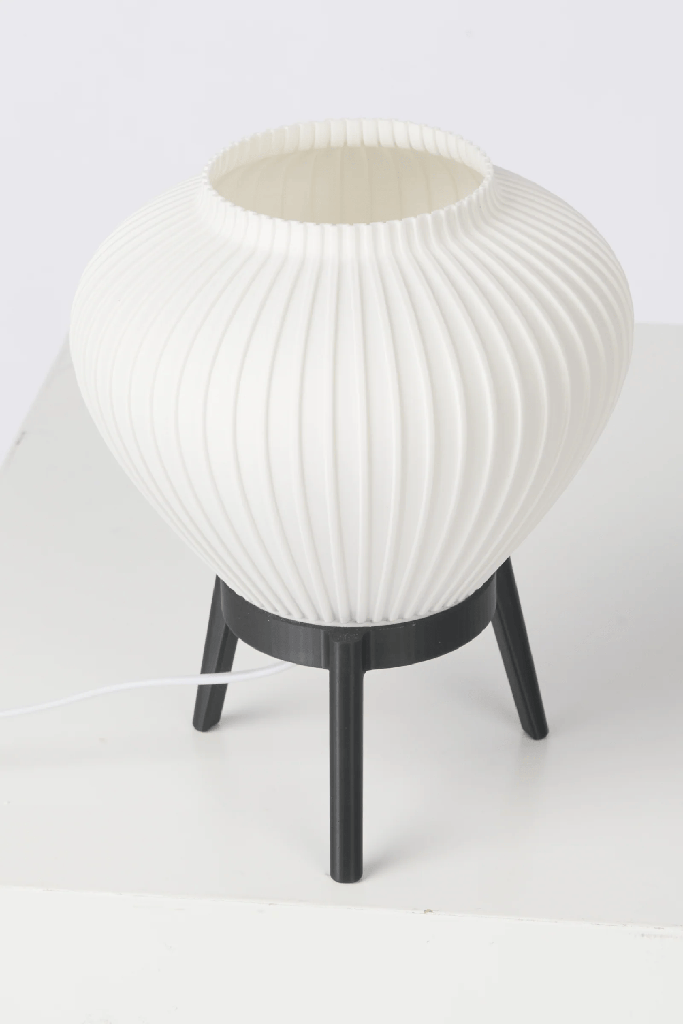 Alto table lamp