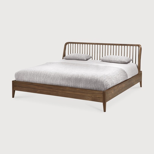 [14172*] Spindle bed (Hergebruikt teakhout, 190x210x97cm)