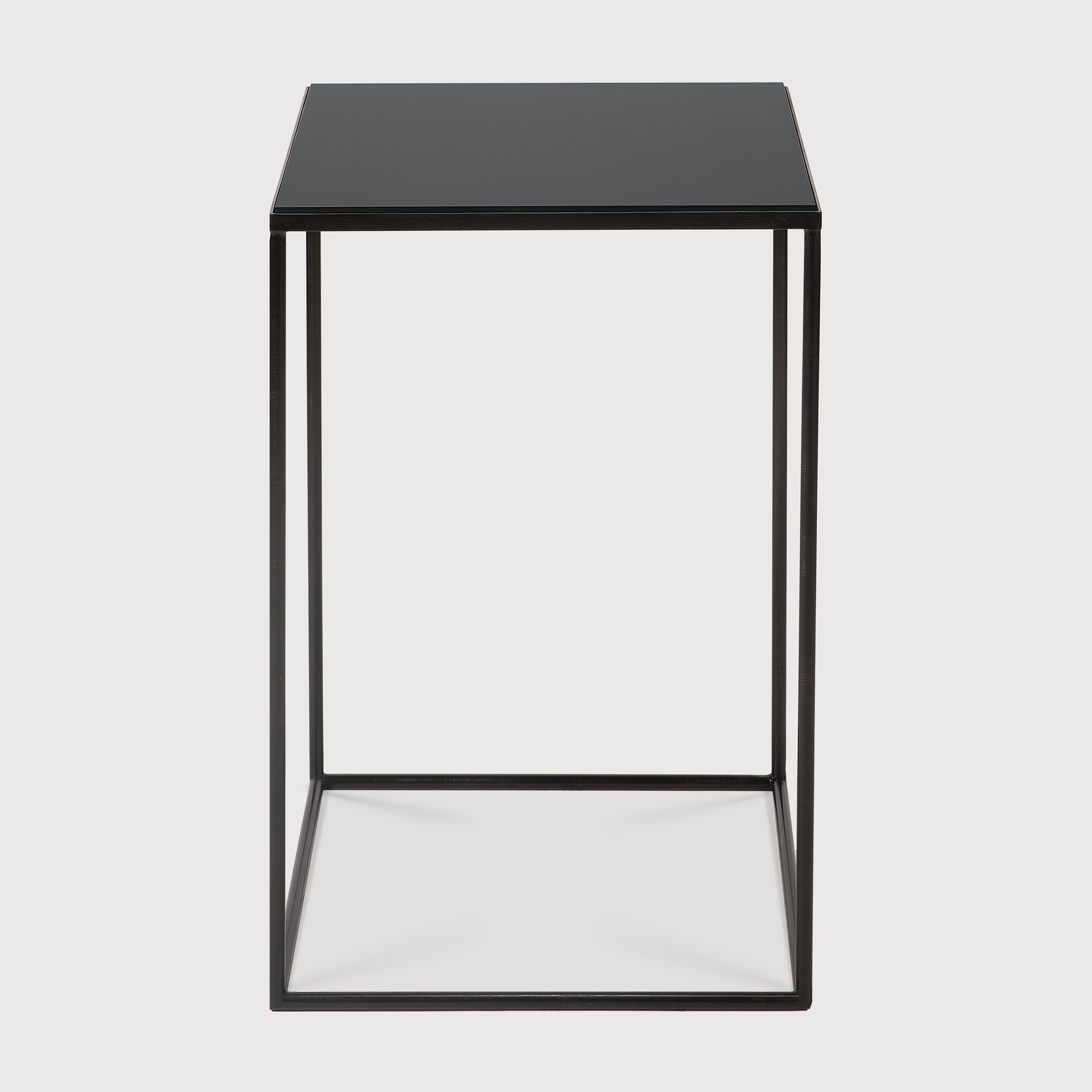 [20762*] Compact side table   (40x40x60cm)